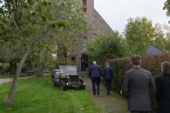 Ambassadeur-Australie-legt-krans-Loppersum_0213