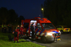 Auto-te-water-Kustweg-Delfzijl_5653