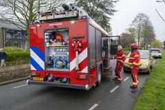 Auto-gekanteld-Rijksweg-Delfzijl_8453