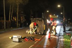 270123-auto-botst-op-geparkeerde-auto-002