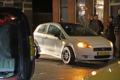270123-auto-botst-op-geparkeerde-auto-009