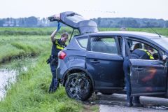 auto-in-de-sloot-Kopaf-Nieuwolda_7496