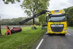 Auto-van-de-weg-N991-Weiwerd_0566