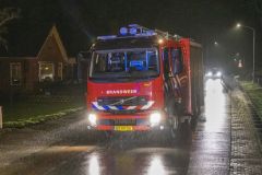 Auto-uit-de-bocht-Meedhuizerweg-Meedhuizen_3274