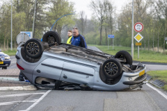 Auto-op-de-kop-Hogelandsterweg_4063_1