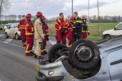 Auto-op-de-kop-Hogelandsterweg_4198_1