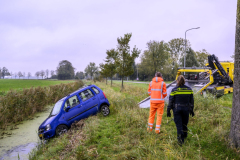 Auto-in-de-sloot-Hogelandsterweg_3659