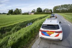 Auto-in-de-sloot-Bosweg-Loppersum_0041