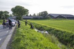 Auto-in-de-sloot-Bosweg-Loppersum_9966