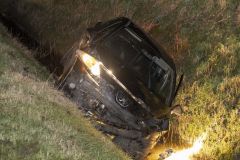 Auto-in-de-sloot-Godlinzerweg_5021