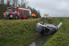 auto-in-de-sloot-Rotmerweg-Siddeburen_0036