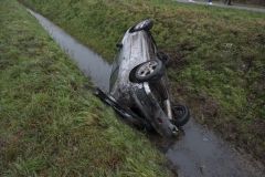 auto-in-de-sloot-Rotmerweg-Siddeburen_0076