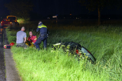 Auto-in-de-sloot-Zeerijperweg-Loppersum_8379