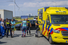 Aanrijding-busje-met-vrachtwagen-Oosterhorn_3673