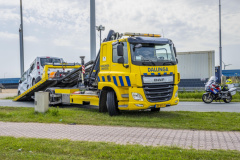 Aanrijding-busje-met-vrachtwagen-Oosterhorn_3941