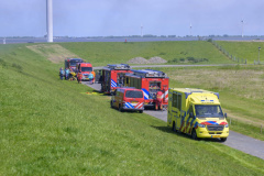 Brand-op-pleziervaartuig-Zeesluis_7453