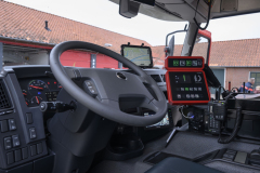 RDZ8933_2458