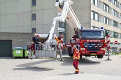 Glazenwasser-vast-in-bakje_4486