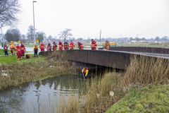 Bubbels-in-water-Ede-Staalstraat_4206