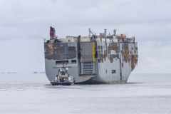 Vertrek-Fremantle-Highway-Eemshaven_4249
