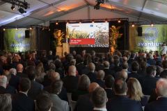 Opening-Avantium-door-Maxima_3310