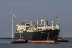 LNG-Tanker-Eemshaven_7864