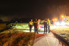 Auto-in-de-sloot-Delleweg-Stedum_0027