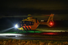 Auto-in-de-sloot-Delleweg-Stedum_0243