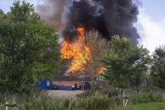 Grote-boerderijbrand-Godlinze_2559