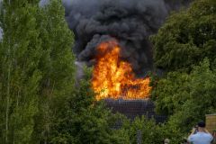 Grote-boerderijbrand-Godlinze_4210