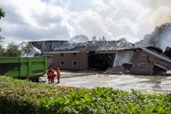Grote-boerderijbrand-Godlinze_4574