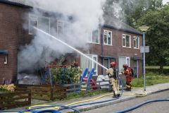 Uitslaande-brand-Juisterrif-Delfzijl_3266