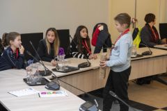 Gemeenteraad-van-scholieren_7576