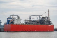 Eemshaven-LNG-in-de-Eemshaven_8025