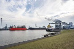 Eemshaven-LNG-in-de-Eemshaven_8060