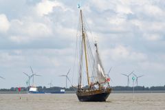 Loodskotter-vast-gelopen-Termunterzijl_0335