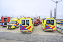 Gewonden-bij-brand-op-schip-Eemshaven_7754
