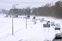 N33-vast-door-sneeuw_3714