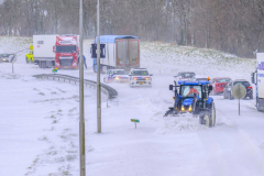 N33-vast-door-sneeuw_4587