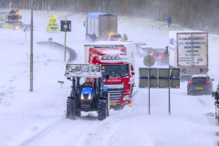 N33-vast-door-sneeuw_4772