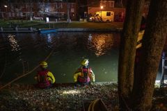 Persoon-te-water-Overdiep-Appingedam2
