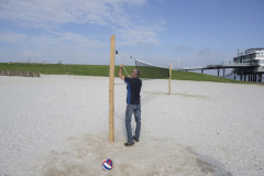 Beachvolleybalnet-strand-Delfzijl1