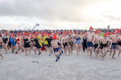 Nieuwjaarsduik-Delfzijl-en-Appingedam_7101
