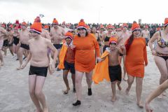 Nieuwjaarsduik-Delfzijl-en-Appingedam_7130