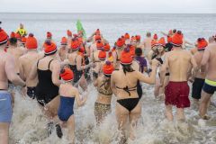 Nieuwjaarsduik-Delfzijl-en-Appingedam_7152