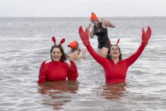 Nieuwjaarsduik-Delfzijl-en-Appingedam_7371