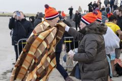 Nieuwjaarsduik-Delfzijl-en-Appingedam_7393