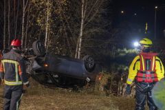 Auto-te-water-Woldweg-Appingedam_8400