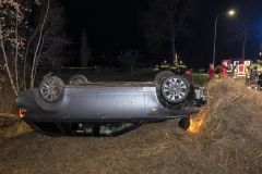 Auto-te-water-Woldweg-Appingedam_8537
