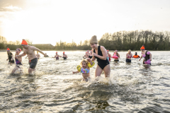 Nieuwjaarsduiken-Appingedam-en-Wagenborgen_4868